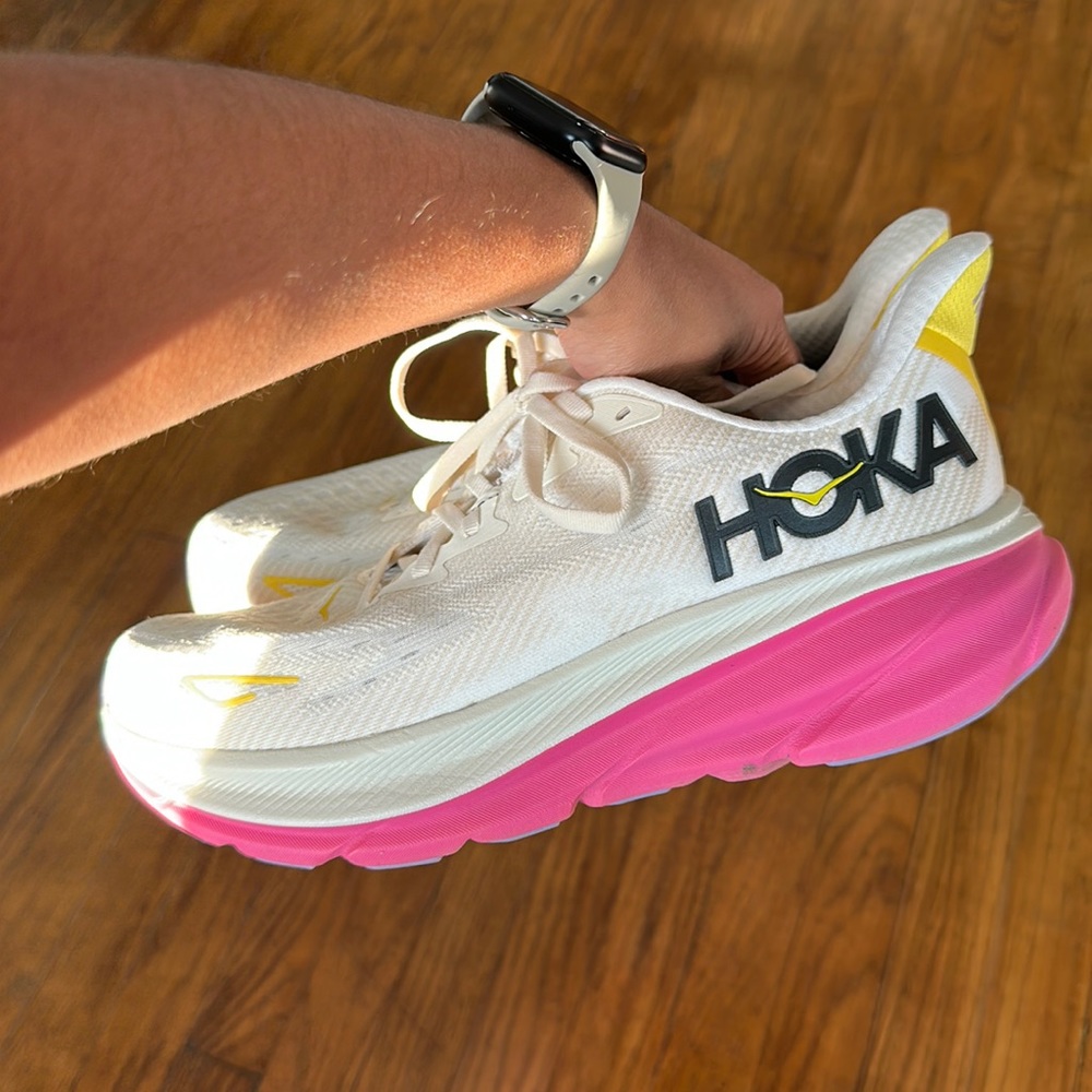 Hoka Clifton 9